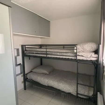 Front Pools * Cannes