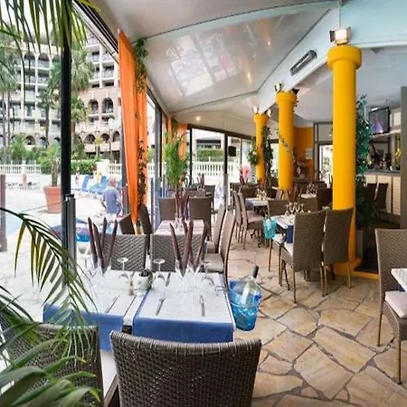 Apartamento Front Pools