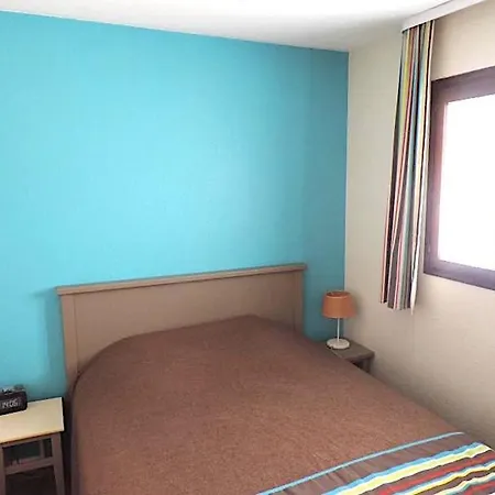 Front Pools * Cannes