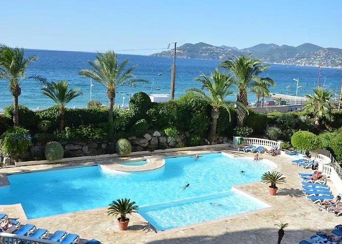 Front Pools Cannes