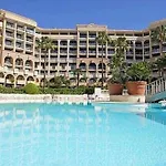Apartmán Front Pools *