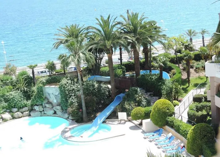 Lejlighed Front Pools *